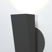 Load image into Gallery viewer, Cuneo Mini Outdoor LED Wall/Floor Lamp in Detail.