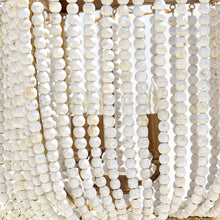 Load image into Gallery viewer, Estrella Pendant Light in Detail.
