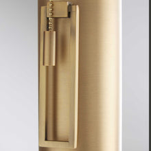 Load image into Gallery viewer, Palazzo Floor Lamp in Detail.