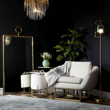 Load image into Gallery viewer, Quebec Pendant Light in bedroom.