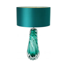Load image into Gallery viewer, Barron Table Lamp in Detail.