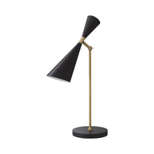 Load image into Gallery viewer, Milos Table Lamp in Detail.