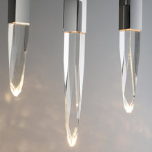 Load image into Gallery viewer, Quartz LED Linear Pendant Light in Detail.
