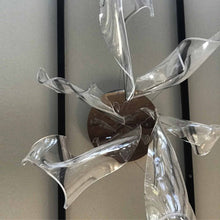 Load image into Gallery viewer, Rinkle LED Multi Light Pendant Light in Detail.