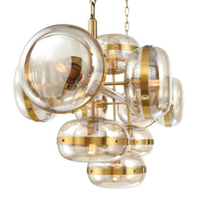 Load image into Gallery viewer, Nottingham Oval Chandelier in Detail.