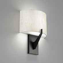 Load image into Gallery viewer, Fitzgerald LED Wall Light in Detail.