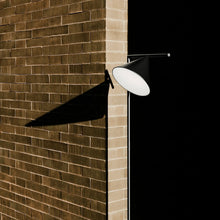 Load image into Gallery viewer, Black / Illuminated