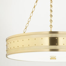 Load image into Gallery viewer, Gaines Pendant Light in Detail.