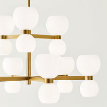 Load image into Gallery viewer, Londyn Chandelier in Detail.