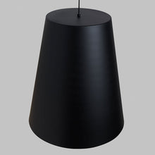 Load image into Gallery viewer, Gunnar Pendant Light Detail.