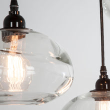 Load image into Gallery viewer, Coppa Linear Pendant Light in Detail.