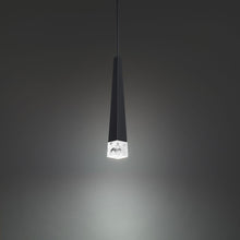 Load image into Gallery viewer, Harper LED Pendant Light in Detail.