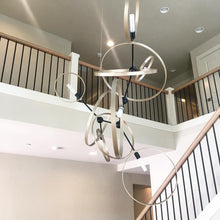 Load image into Gallery viewer, Celesse Pendant Light in dining room.