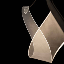 Load image into Gallery viewer, Sling Pendant Light in Detail.