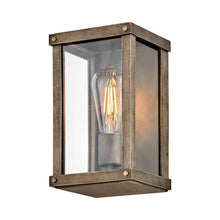 Load image into Gallery viewer, Beckham Outdoor Wall Light in Detail.