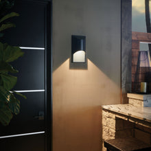 Load image into Gallery viewer, Cascade Outdoor Wall Light in Detail.
