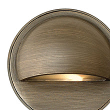 Load image into Gallery viewer, Hardy Island Round LED Deck Light in Detail.