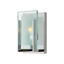 Load image into Gallery viewer, Latitude Bath Wall Light in Chrome (1-Light).