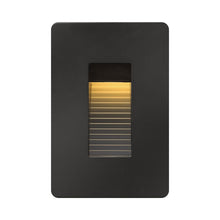 Load image into Gallery viewer, Luna Led Step Light in Vertical/Satin Black.