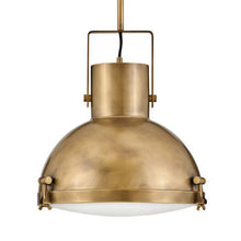 Load image into Gallery viewer, Nautique Pendant Light in Detail.