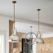 Load image into Gallery viewer, Nautique Pendant Light in dining room.