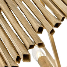 Load image into Gallery viewer, Roca Pendant Light in Detail.