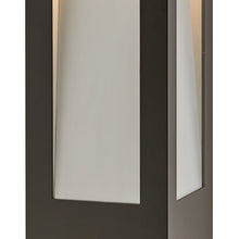 Load image into Gallery viewer, Taper LED Bollard in Detail.