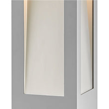 Load image into Gallery viewer, Taper LED Bollard in Detail.