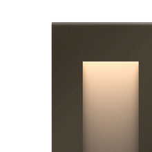 Load image into Gallery viewer, Taper Led Deck Light in Detail.