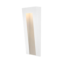 Load image into Gallery viewer, Taper LED Deck Light in Detail.
