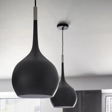Load image into Gallery viewer, Ziggy Pendant Light in Detail.
