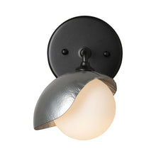 Load image into Gallery viewer, Brooklyn Bath Wall Light in Detail.