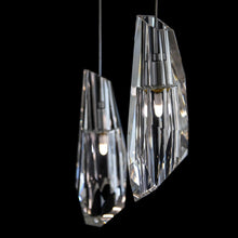 Load image into Gallery viewer, Luma Rectangular LED Multi Light Pendant Light in Detail.