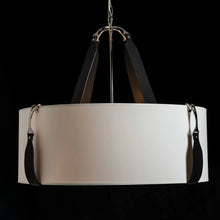 Load image into Gallery viewer, Saratoga Pendant Light in Detail.
