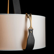 Load image into Gallery viewer, Saratoga Pendant Light in Detail.