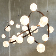 Load image into Gallery viewer, Hubble Bubble Chandelier in Detail.