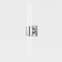 Load image into Gallery viewer, Hogan Bath Vanity Light in Detail.