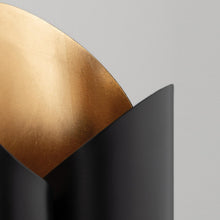 Load image into Gallery viewer, Banks Chandelier in Detail.