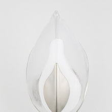Load image into Gallery viewer, Blossom Chandelier in Detail.