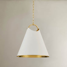 Load image into Gallery viewer, Burnbay Pendant Light in Detail.