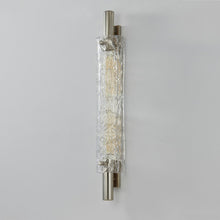 Load image into Gallery viewer, Harwich Wall Light in Detail.