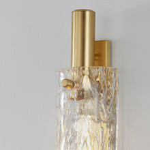 Load image into Gallery viewer, Harwich Wall Light in Detail.