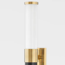 Load image into Gallery viewer, Huntington LED Wall Light in Detail.