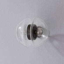 Load image into Gallery viewer, Kert Wall Light in Detail.