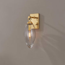 Load image into Gallery viewer, Nantucket Wall Light in Detail.