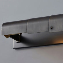 Load image into Gallery viewer, Oneonta Picture Light in Detail.