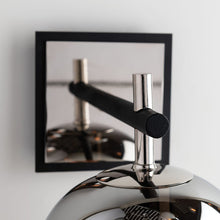 Load image into Gallery viewer, Iliad Wall Light in Detail.