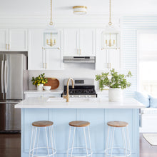 Load image into Gallery viewer, Leigh Pendant Light in dining room.
