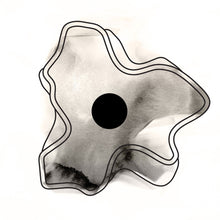 Load image into Gallery viewer, Logico Single Pendant Light in Detail.