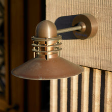 Load image into Gallery viewer, Nyhavn Wall Light in Detail.